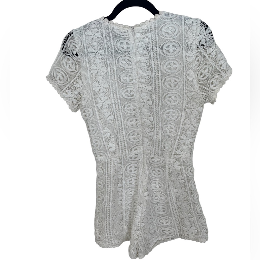 Lost in Lunar - Wilde Heart Laced Up Romper in White - Women’s Size Small - Picture 3 of 6